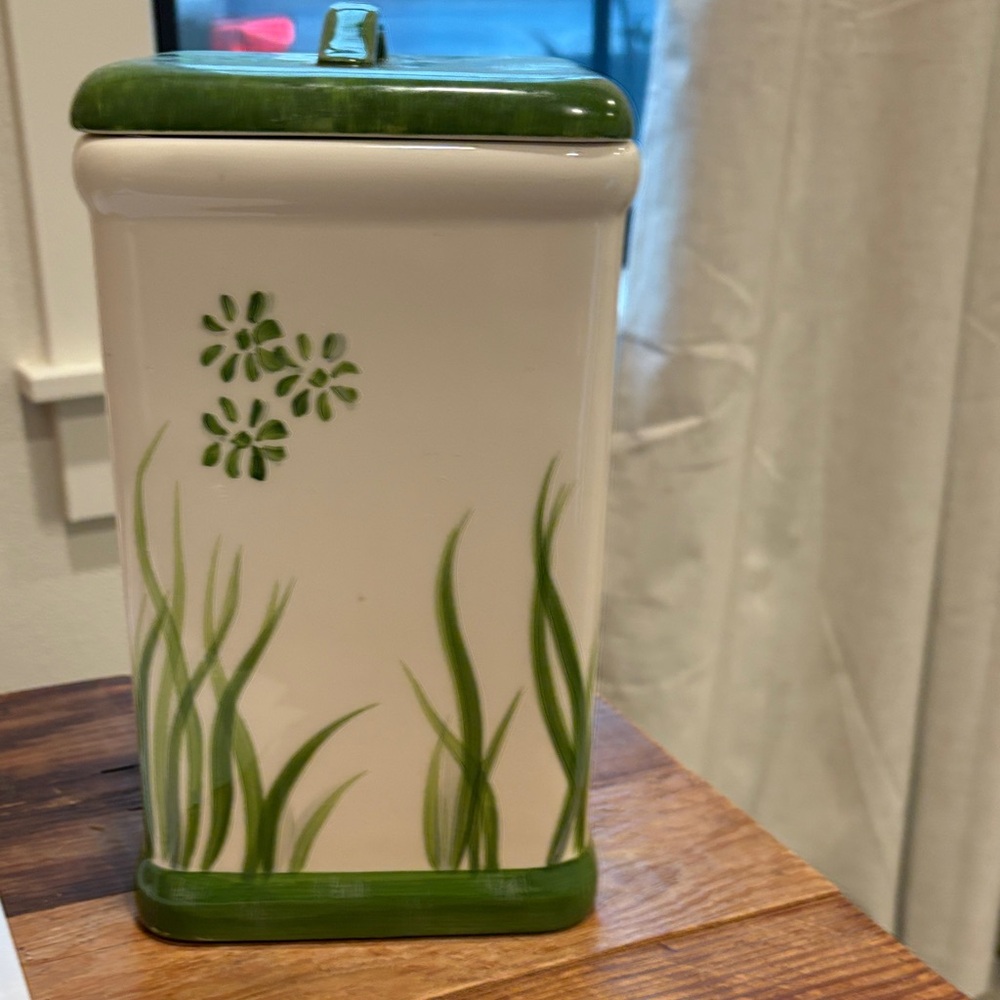 Paula Deen at Home Green and White Ceramic Canister/Cookie Jar
